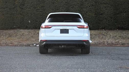 2023 Porsche Cayenne Platinum Edition