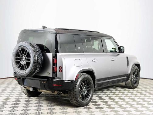 Eiger Grey 2023 Land Rover Defender 110 X-Dynamic SE