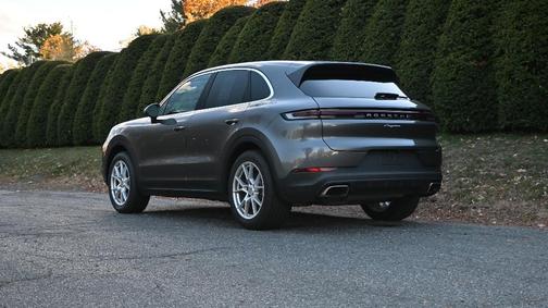 2024 Porsche Cayenne 