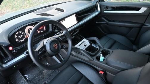 2024 Porsche Cayenne 