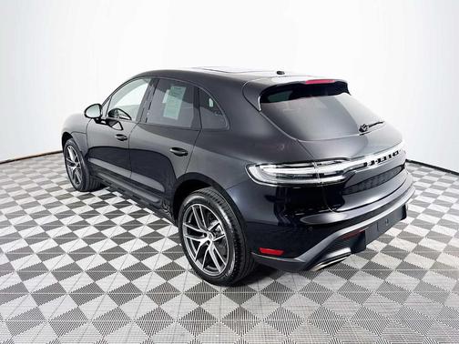 2024 Porsche Macan 