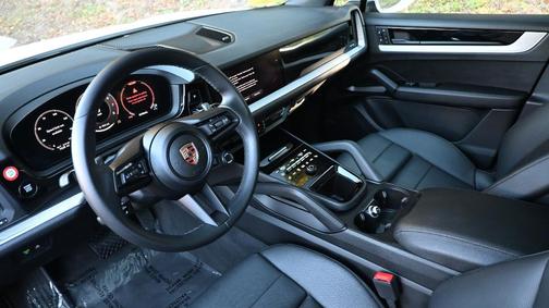 2025 Porsche Cayenne