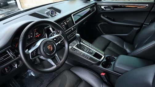 2020 Porsche Macan 