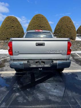 2018 Toyota Tundra SR5