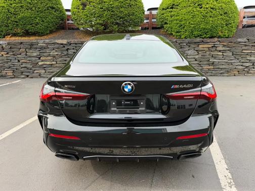 Black Sapphire 2024 BMW M440 i xDrive