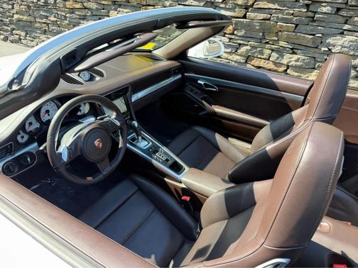 White 2014 Porsche 911 Carrera S