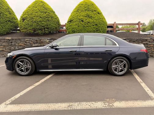 Nautical Blue Metallic 2025 Mercedes-Benz S-Class S 580 4MATIC