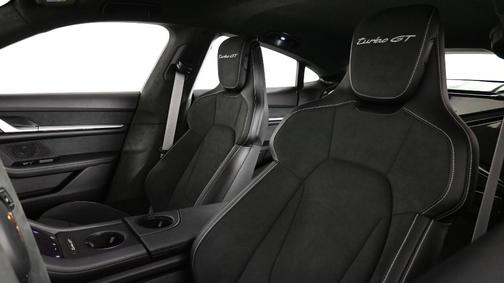 2025 Porsche Taycan Turbo