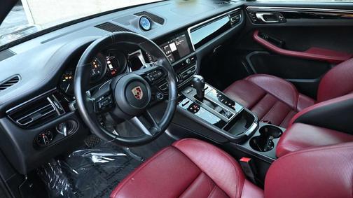 2024 Porsche Macan T