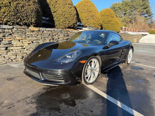 2025 Porsche 718 Cayman 