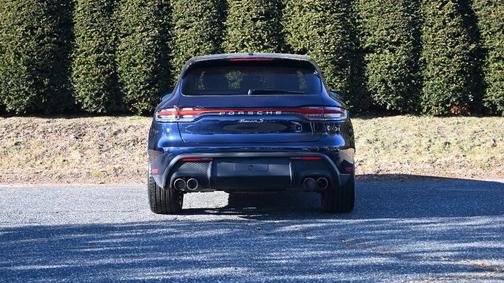 2022 Porsche Macan S