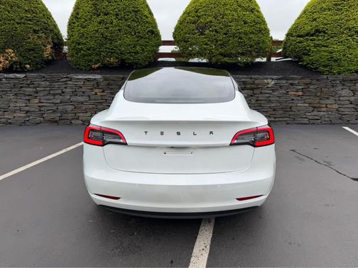 Pearl White Multi 2022 Tesla Model 3 Long Range
