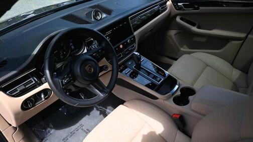2024 Porsche Macan T