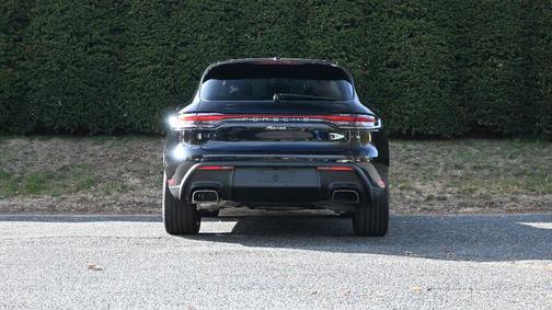 2022 Porsche Macan