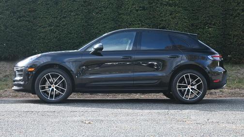 2022 Porsche Macan