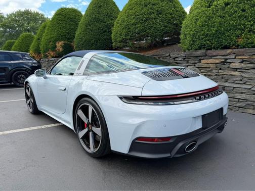 Ice Grey Metallic 2026 Porsche 911 Targa 4S