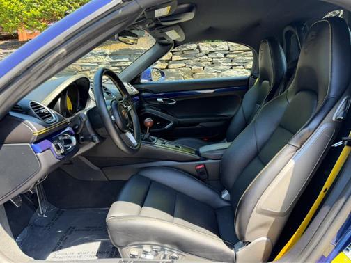 Gentian Blue Metallic 2022 Porsche 718 Boxster GTS 4.0