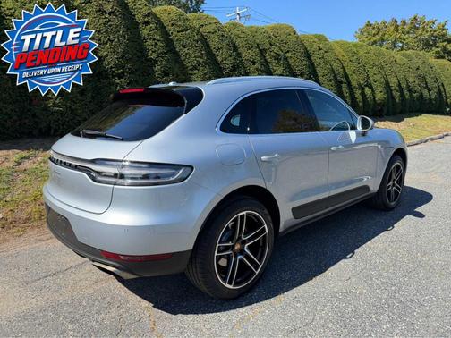 Carmine Red 2021 Porsche Macan Base