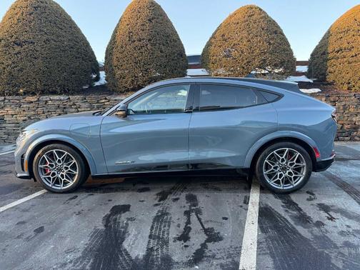 2024 Ford Mustang Mach-E GT