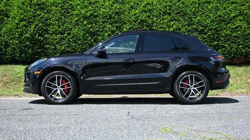 2022 Porsche Macan S