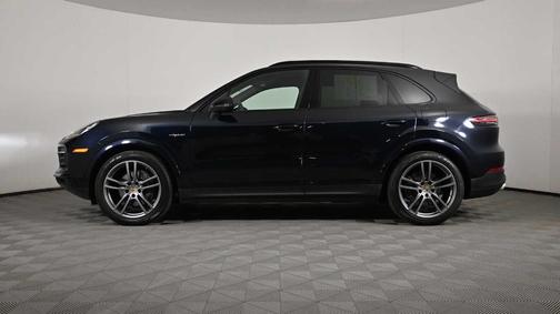 2022 Porsche Cayenne E-Hybrid E-HYBRID