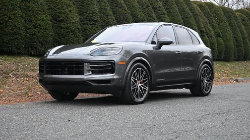 2025 Porsche Cayenne S