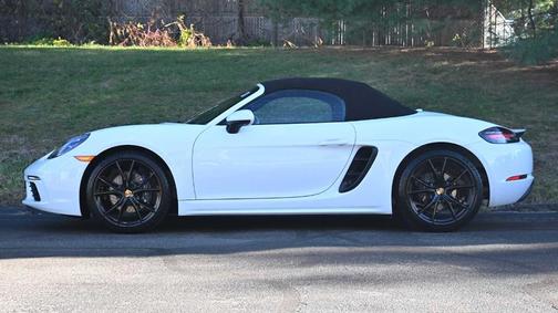 2024 Porsche 718 Boxster 