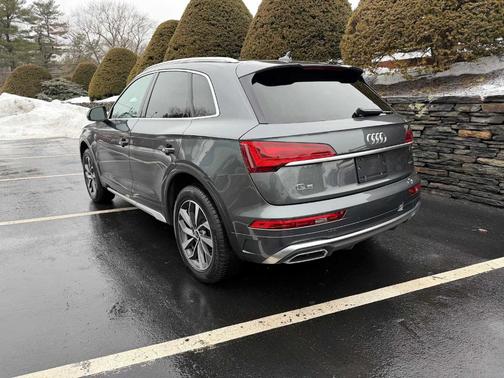 2023 Audi Q5 45 S line Premium Plus