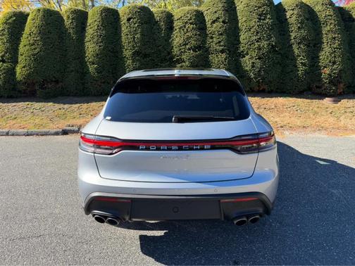 Dolomite Silver Metallic 2024 Porsche Macan S