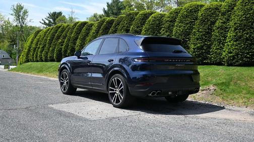 2024 Porsche Cayenne S