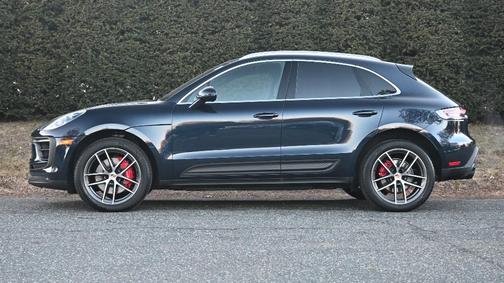 2022 Porsche Macan S