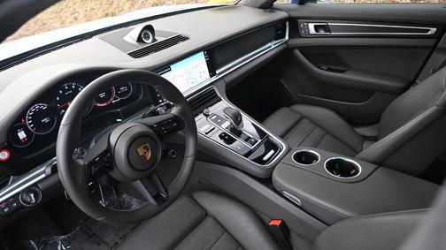 2022 Porsche Panamera GTS