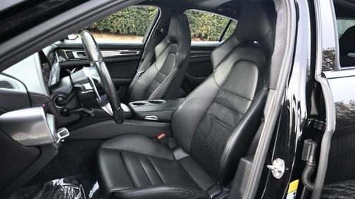 2018 Porsche Panamera Turbo S