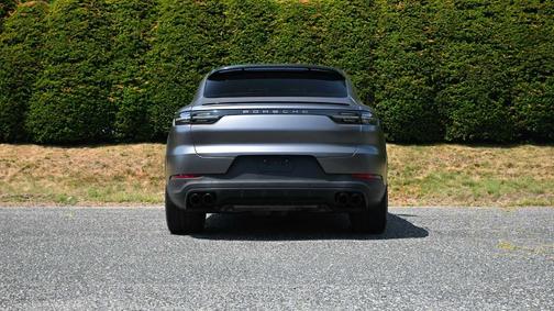 2022 Porsche Cayenne S Platinum Edition