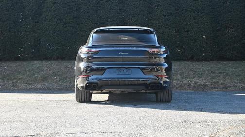 2023 Porsche Cayenne Platinum Edition