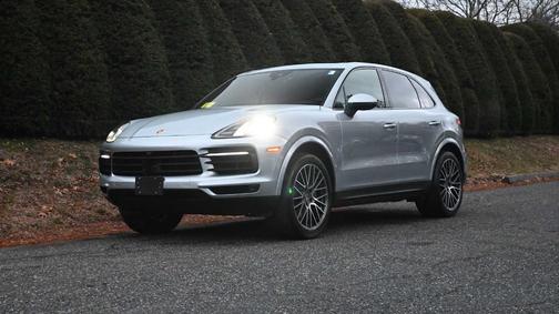2023 Porsche Cayenne 