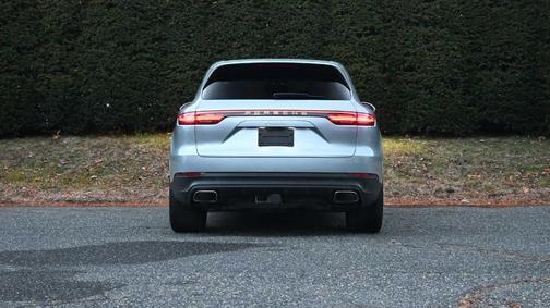 2023 Porsche Cayenne 