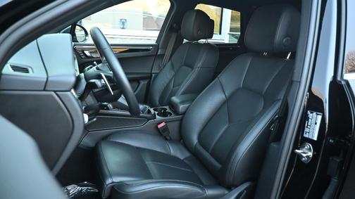 2024 Porsche Macan S