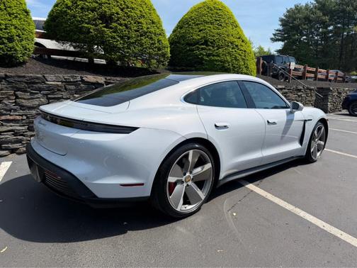 Ice Grey Metallic 2021 Porsche Taycan 4S