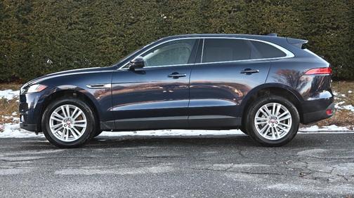 2017 Jaguar F-PACE 35t Prestige