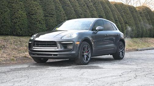 2022 Porsche Macan S