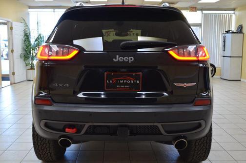 2019 Jeep Cherokee Trailhawk Elite