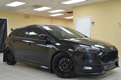 2017 Ford Focus ST