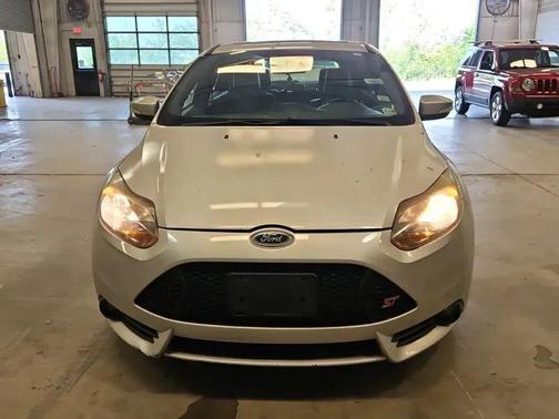 Silver 2014 Ford Focus ST
