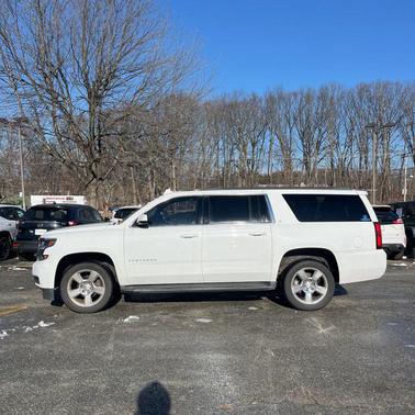 2017 Chevrolet Suburban LT