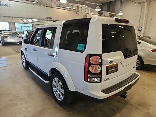 White 2015 Land Rover LR4 Base