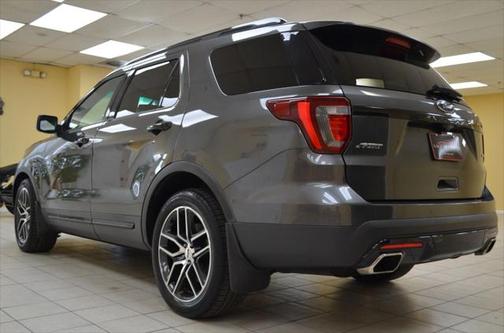 2016 Ford Explorer Sport