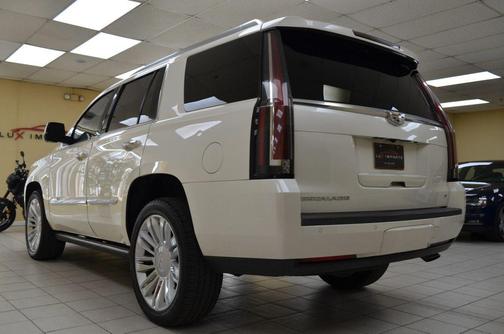 2015 Cadillac Escalade Platinum