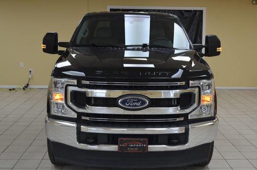 Black 2021 Ford F-250 XLT