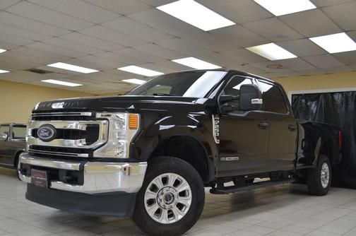 Black 2021 Ford F-250 XLT